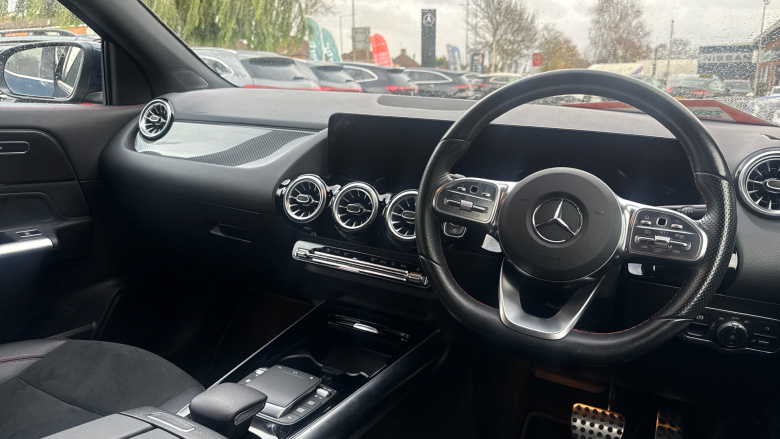 Mercedes-Benz GLA 220d 4Matic AMG Line Premium 5dr Auto Diesel Hatchback